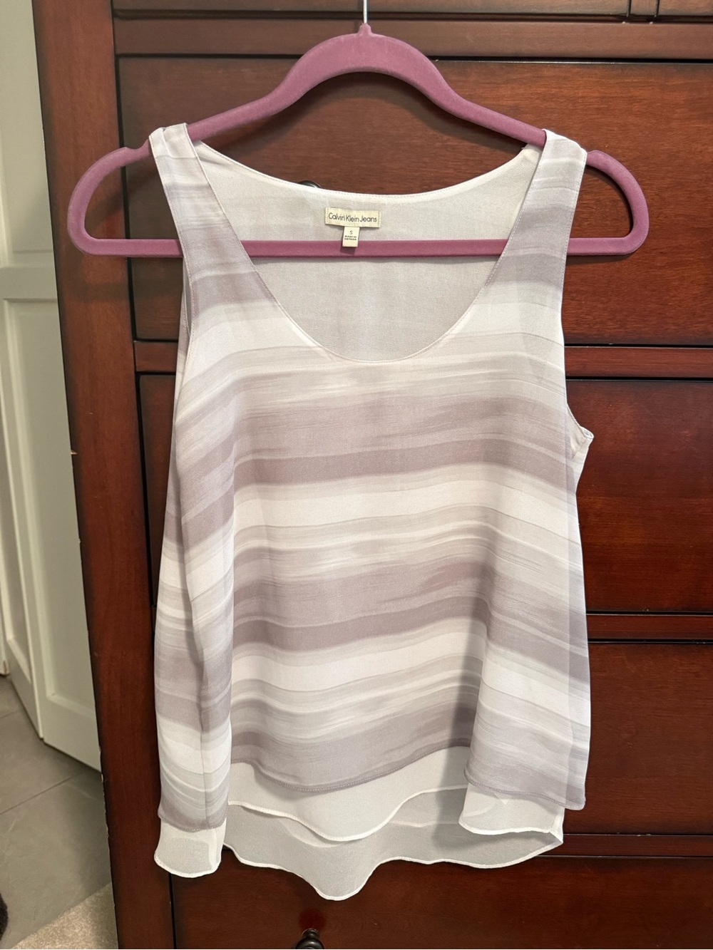 Calvin Klein Jeans Women's Sleeveless Striped Chiffon Top in Light Mauve